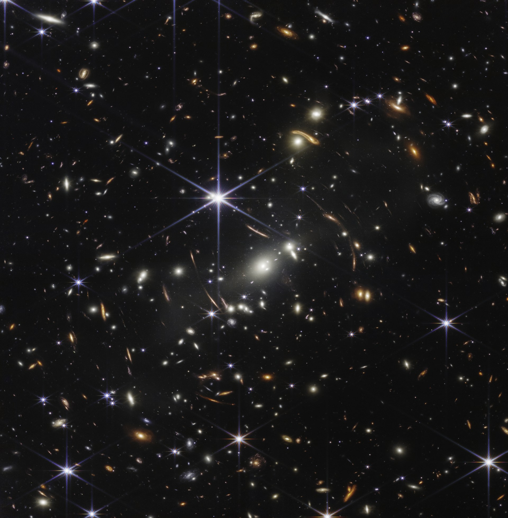 小红点 = 年轻星系 + 黑洞星？